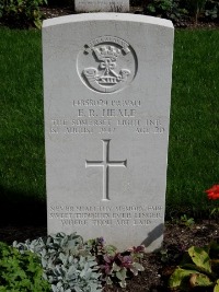 Klagenfurt War Cemetery - Heale, E R